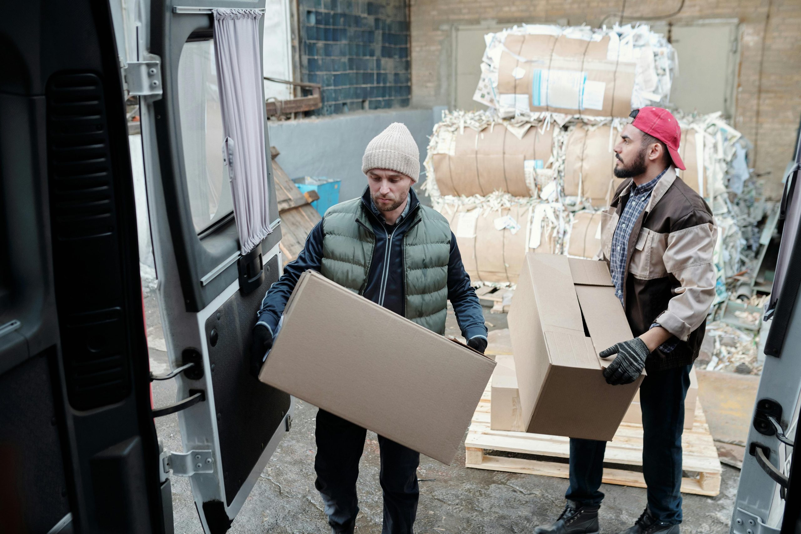 Simplify Your Move with Our Professional Packing Services in Vancouver